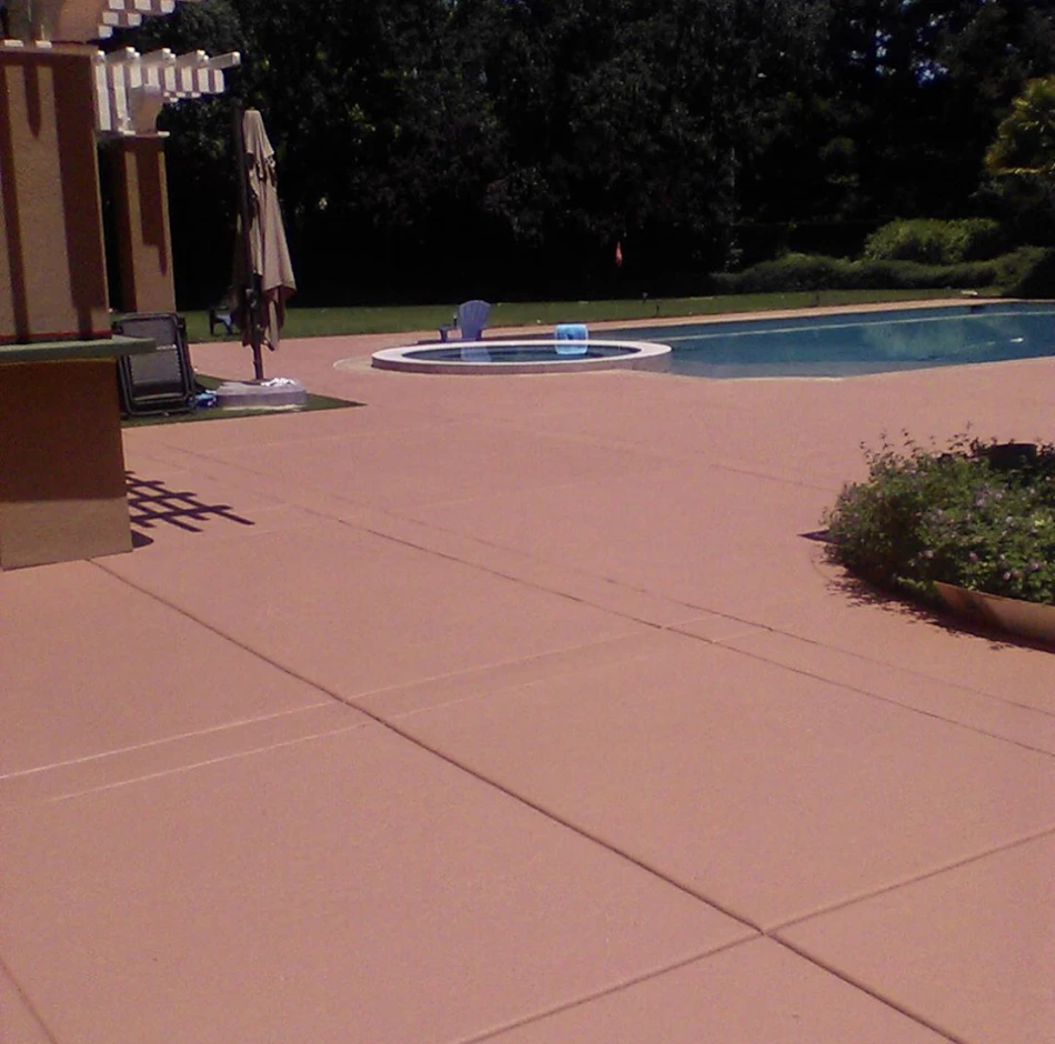  Pool Side